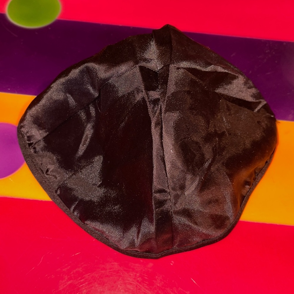 Yamaka cap
